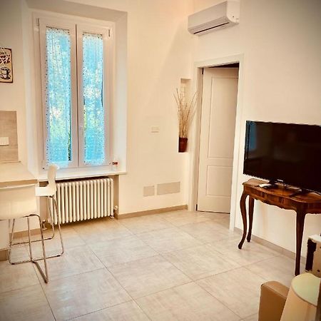 Whitehouse Apartment Bologna Bagian luar foto