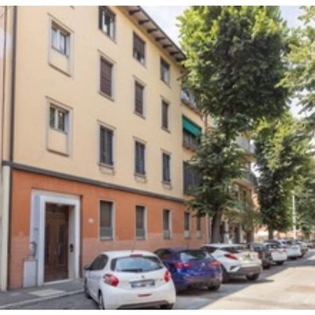 Whitehouse Apartment Bologna Bagian luar foto